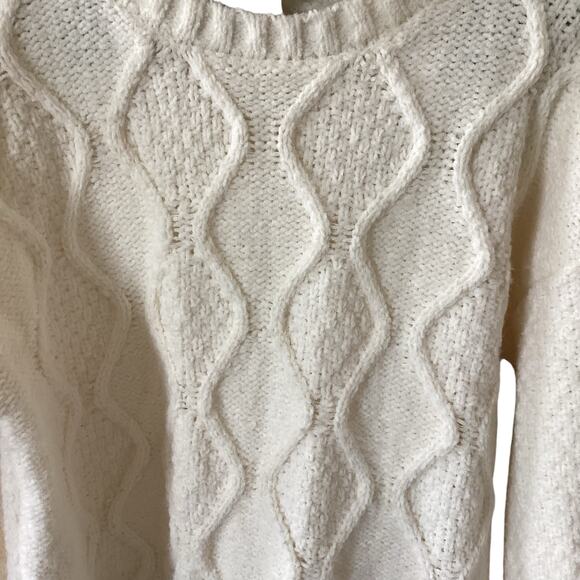 Pink Rose Cream Cable Short Pullover Sweater Size L - Picture 2 of 7